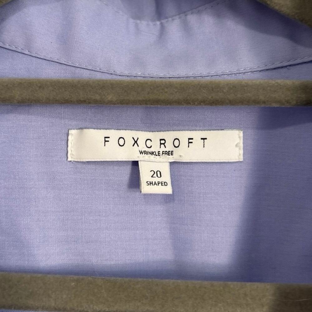 Foxcroft Light Blue Shaped Wrinkle Free Button Front Shirt Size 20 - Picture 4 of 5